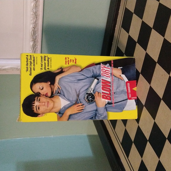 6/$15 Blow Dry 2001 ‧ Comedy/Romance ‧ 1h 34m - Picture 7 of 7